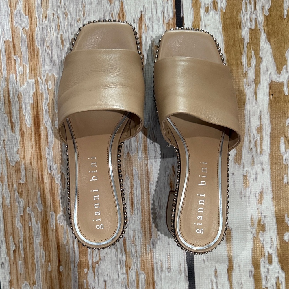 Gianni Bini Beige Slide Sandals